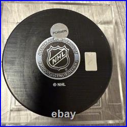 Wayne Gretzky Edmonton Oilers Signed Logo Hockey Puck Autograph with COA