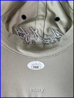 Wayne Gretzky & Friends Multi-Signed Golf Cap Gretzky, Sakic, Hull, Weir JSA L