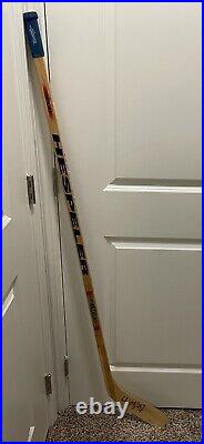 Wayne Gretzky Game Issued Upper Deck Authentic Signed Stick