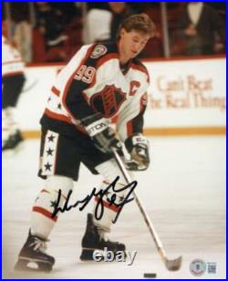 Wayne Gretzky Gem Mint 10 Beckett BAS Signed 8x10 Photo Autographed