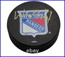 Wayne Gretzky HOF Signed/Autographed New York Rangers Hockey Puck PSA/DNA 197455