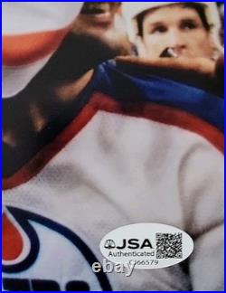 Wayne Gretzky Hard signed 8.5 X 11 photo. Edmonton Oilers. With COA