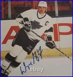 Wayne Gretzky Hof Signed Autographed 8x10 Los Angeles Kings La NHL Photo No Coa