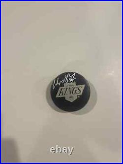 Wayne Gretzky Kings Signed Puck (Authenticated by Upper Deck)
