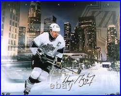 Wayne Gretzky LA Kings Signed 16 x 20 Downtown Photo LE 99 Upper Deck