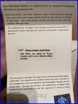 Wayne Gretzky LA Kings Signed 16x20 Framed Photo UDA COA High Grade Signature