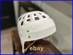 Wayne Gretzky LA Kings Upper Deck Authentic Signed Helmet