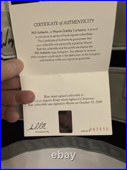 Wayne Gretzky LA Kings signed autographed hockey jersey Wayne Gretzky Authentic