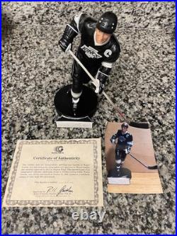 Wayne Gretzky Los Angeles Kings Autographed Gartlan 9 Inch Figurine Statue RARE