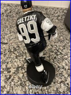 Wayne Gretzky Los Angeles Kings Autographed Gartlan 9 Inch Figurine Statue RARE
