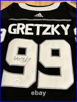 Wayne Gretzky Los Angeles Kings Autographed Jersey JSA Certified