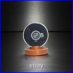 Wayne Gretzky Los Angeles Kings Autographed Logo Hockey Puck in Case With PAAS C Wayne Gretzky Los Angeles Kings Autographed Logo Hockey Puck in Case With PAAS C