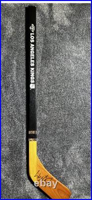 Wayne Gretzky Los Angeles Kings Autographed Mini-Stick WithBAS Signature Review