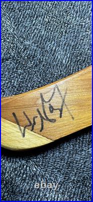 Wayne Gretzky Los Angeles Kings Autographed Mini-Stick WithBAS Signature Review