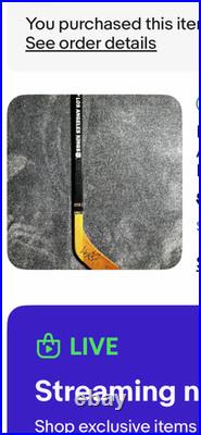 Wayne Gretzky Los Angeles Kings Autographed Mini-Stick WithBAS Signature Review