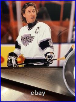 Wayne Gretzky Los Angeles Kings Autographed Puck With JSA COA