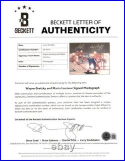 Wayne Gretzky & Mario Lemieux Signed Framed 11x14 Photo Beckett #AE16670