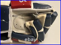 Wayne Gretzky NY Rangers Autographed Hockey Gloves withUpper Deck Authentication
