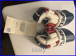 Wayne Gretzky NY Rangers Autographed Hockey Gloves withUpper Deck Authentication