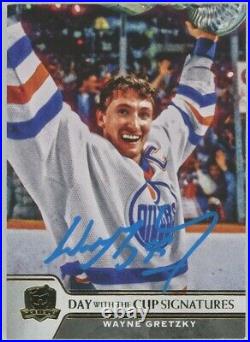 Wayne Gretzky Oilers UD THE CUP 2019-20 Day With The Cup Autographed Card #DC-WG