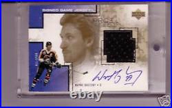 Wayne Gretzky Pros And Prospects 00/01 Auto Jersey 4/50