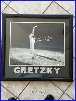 Wayne Gretzky Signed 16 X 20, Custom Framed JSA