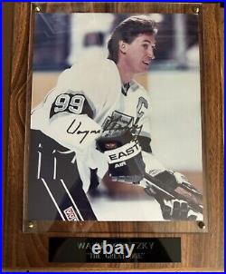 Wayne Gretzky Signed 8x10 Photo Plaque Lefty's COA Los Angeles Kings HOF