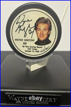 Wayne Gretzky Signed ALL TIME SCORING RECORD LE#365 of 1851 Hockey Puck