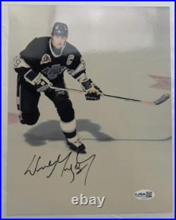 Wayne Gretzky Signed Auto 8x10 Photo JSA CS78716