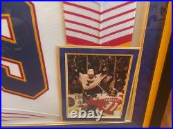 Wayne Gretzky Signed Autograph Framed CCM St. Louis Blues Jersey Uda Fanatics