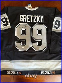 Wayne Gretzky Signed Autographed Authentic CCM Jersey JSA LOA Kings