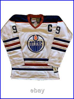 Wayne Gretzky Signed Autographed Edmonton Oilers Hockey Jersey PROOF