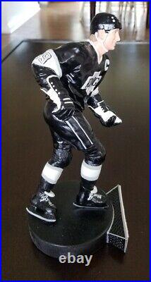 Wayne Gretzky Signed Autographed Gartlan Figurine Statue #1108/1851 COA 9-1/2