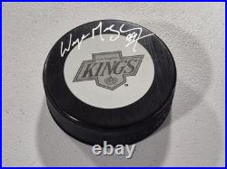 Wayne Gretzky Signed Autographed LA KINGS HOCKEY PUCK JSA COA