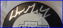 Wayne Gretzky Signed Autographed Los Angeles Kings Puck no certs