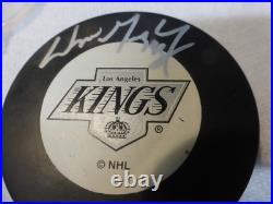 Wayne Gretzky Signed Autographed Los Angeles Kings Puck no certs