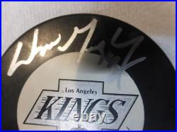 Wayne Gretzky Signed Autographed Los Angeles Kings Puck no certs