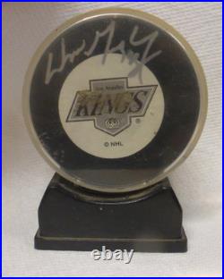 Wayne Gretzky Signed Autographed Los Angeles Kings Puck no certs