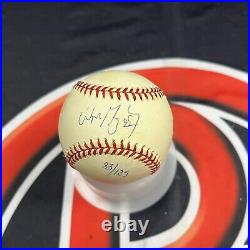 Wayne Gretzky Signed Autographed NATIONAL League Baseball 83/125 UDA PEFECT SIG