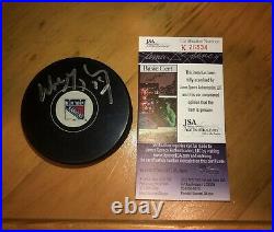 Wayne Gretzky Signed Autographed New York Rangers Official Hockey Puck WITH COA