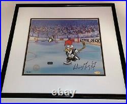 Wayne Gretzky Signed Cel Woody Woodpecker Chilly Willy Cell