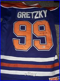 Wayne Gretzky Signed Edmonton Oilers Hockey Jersey HOF BAS Beckett BAS LOA