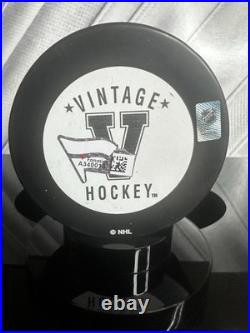Wayne Gretzky Signed Edmonton Oilers Logo Hockey Puck Fanatics