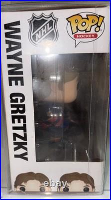 Wayne Gretzky Signed Funko Pop 4 Pack Boxed Set Beckett Certified (AE48608)