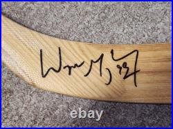Wayne Gretzky Signed Game Issued Hespeler Hockey Stick JSA COA + 1979 Topps PSA