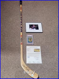 Wayne Gretzky Signed Game Issued Hespeler Hockey Stick JSA COA + 1979 Topps PSA
