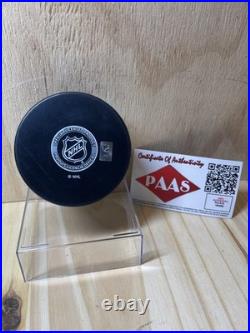 Wayne Gretzky Signed Hockey Puck Cert PAAS COA #104392 Free Case Upper Deck Card