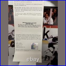 Wayne Gretzky Signed Inscribed Framed Photograph 290/802 24x20 Upper Deck