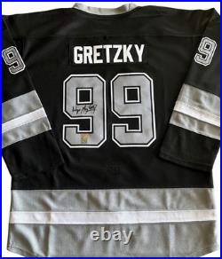 Wayne Gretzky Signed Jersey. Gretzky Holo Sticker COA. Kings