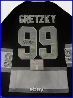 Wayne Gretzky Signed LA Kings #99 Hockey Jersey Fanatics Authentic Wayne Gretzky Signed LA Kings #99 Hockey Jersey Fanatics Authentic